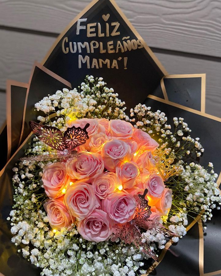 Lavender roses with lights